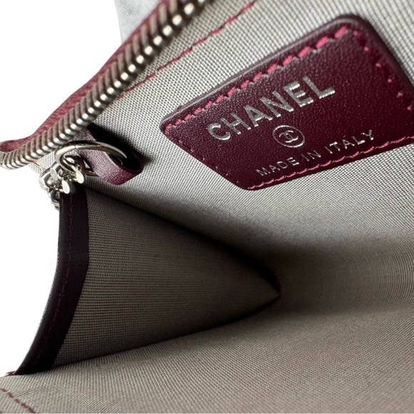 🆕CHANEL Burgundy Patent Leather Zip Closure Key Holder Card Wallet Bag Charm SHW - Picture 13 of 15